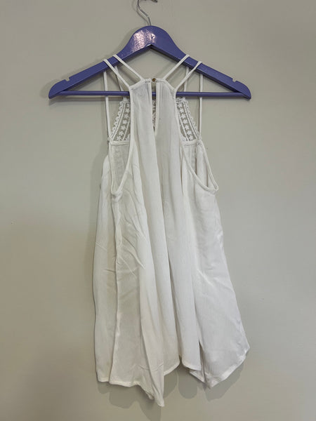 White top - Size Large