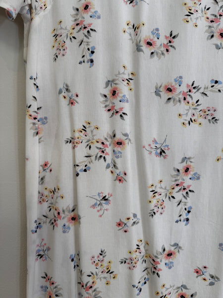 White floral dress - Size Small