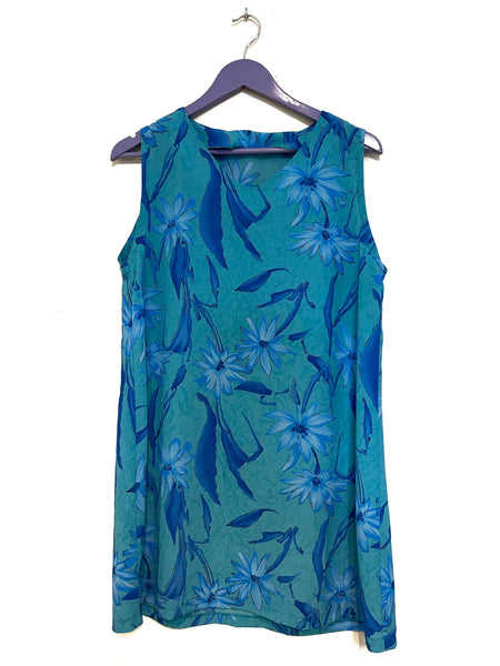 Blue summer dress - Size Medium