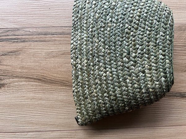 Sage woven bag