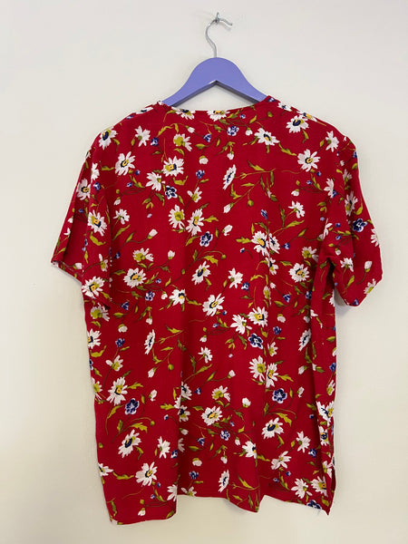 Red floral top - Size XL