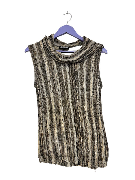 Sleeveless textured top - Size Medium